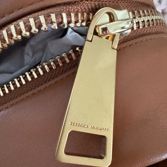 Rebecca Minkoff Tan Leather Shoulder Bag with Gold Chain - Picture 3 of 7